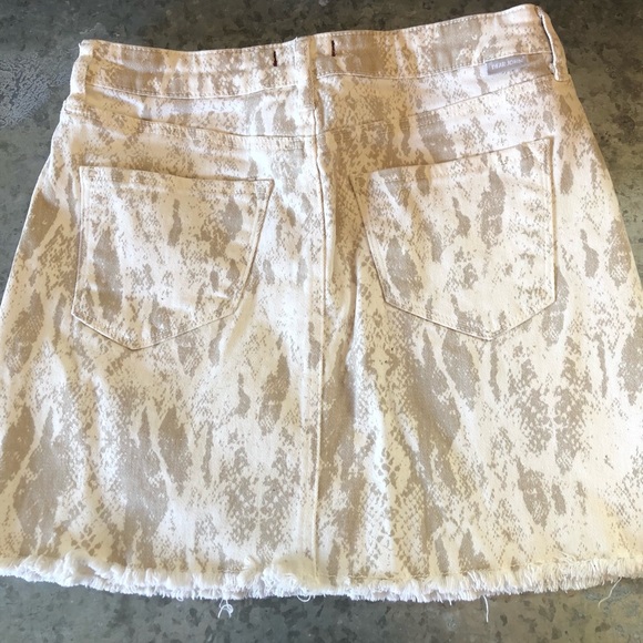 Super cute Dear John snakeskin print mini skirt size 27 - Picture 4 of 6